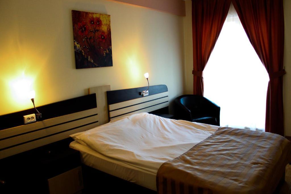 Hotel Zimbru Iasi Rum bild